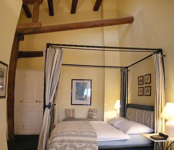 Hirschen Rapperswil-jona Рапперсвиль